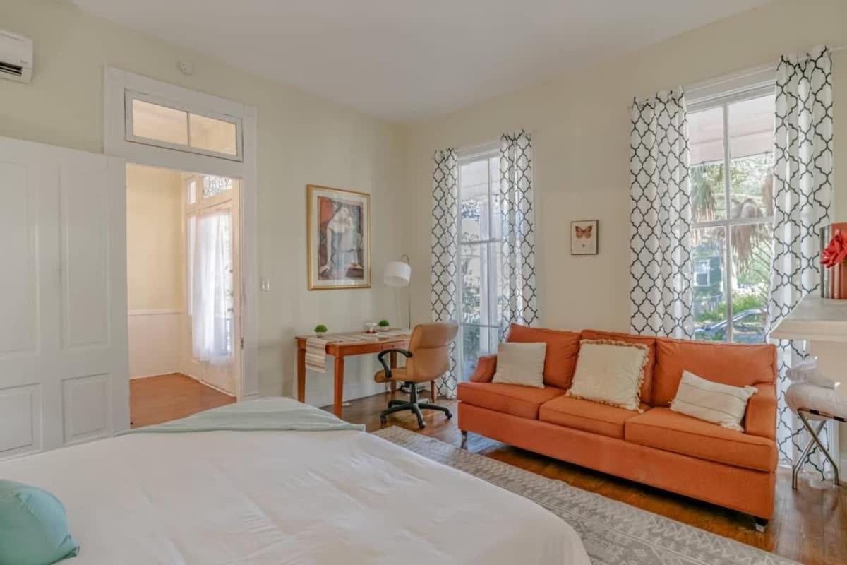 מובייל Pretty Peach Palace-Historic, Mins To Downtown מראה חיצוני תמונה